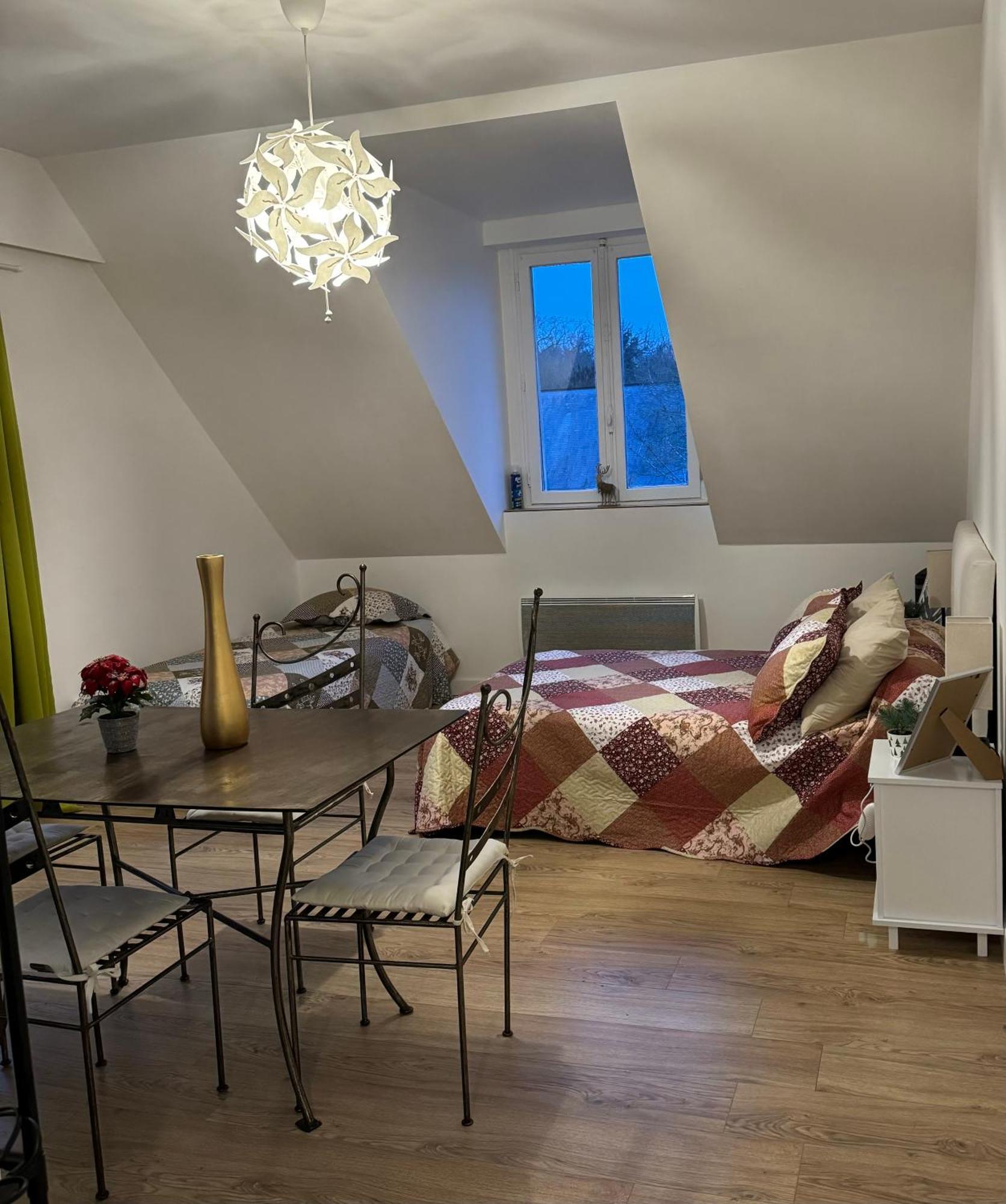 Studio Lumineux De 35M2 Au Coeur De Solesmes Solesmes  Exteriér fotografie